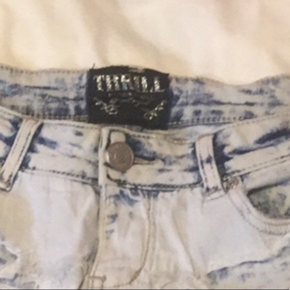 Destroyed Bleached Out Distressed Jean Shorts - Picture 8 of 9